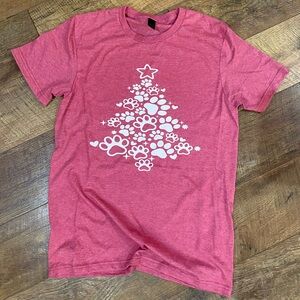🦃 NEW Gildan Paw Print Holiday Tee - Heathered Red